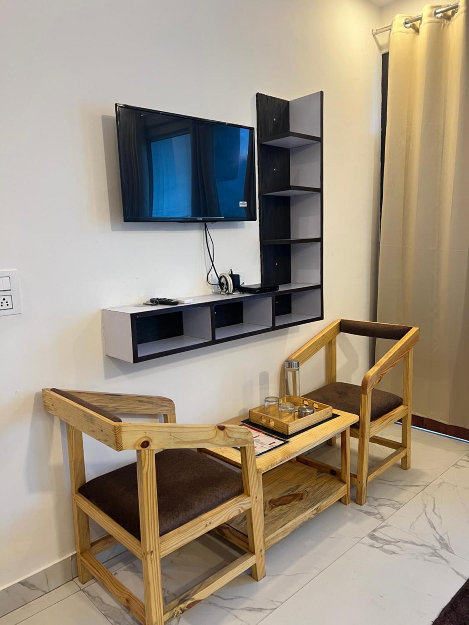 The Royal Galaxy Hotell Rishīkesh Eksteriør bilde