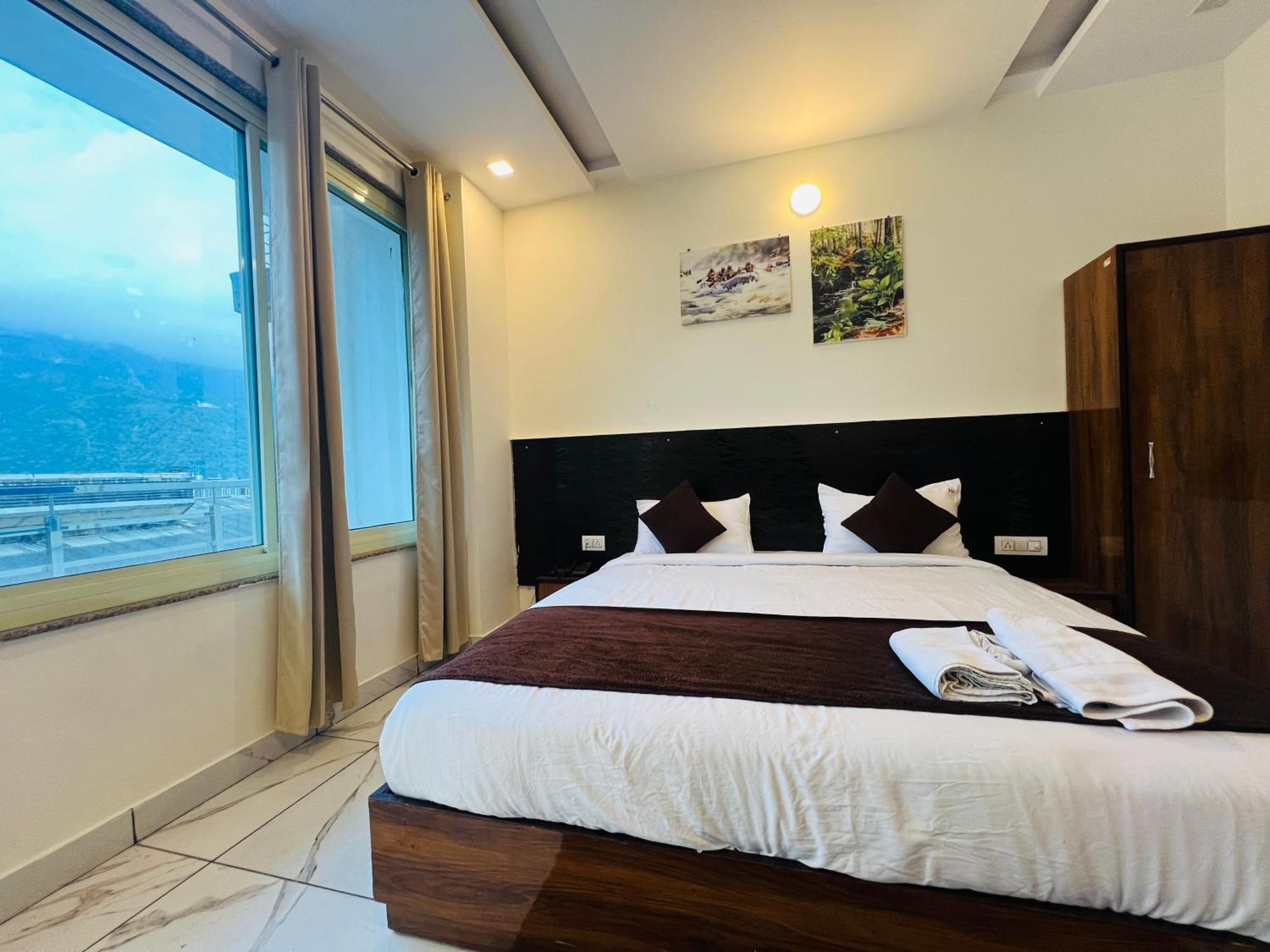 The Royal Galaxy Hotell Rishīkesh Eksteriør bilde