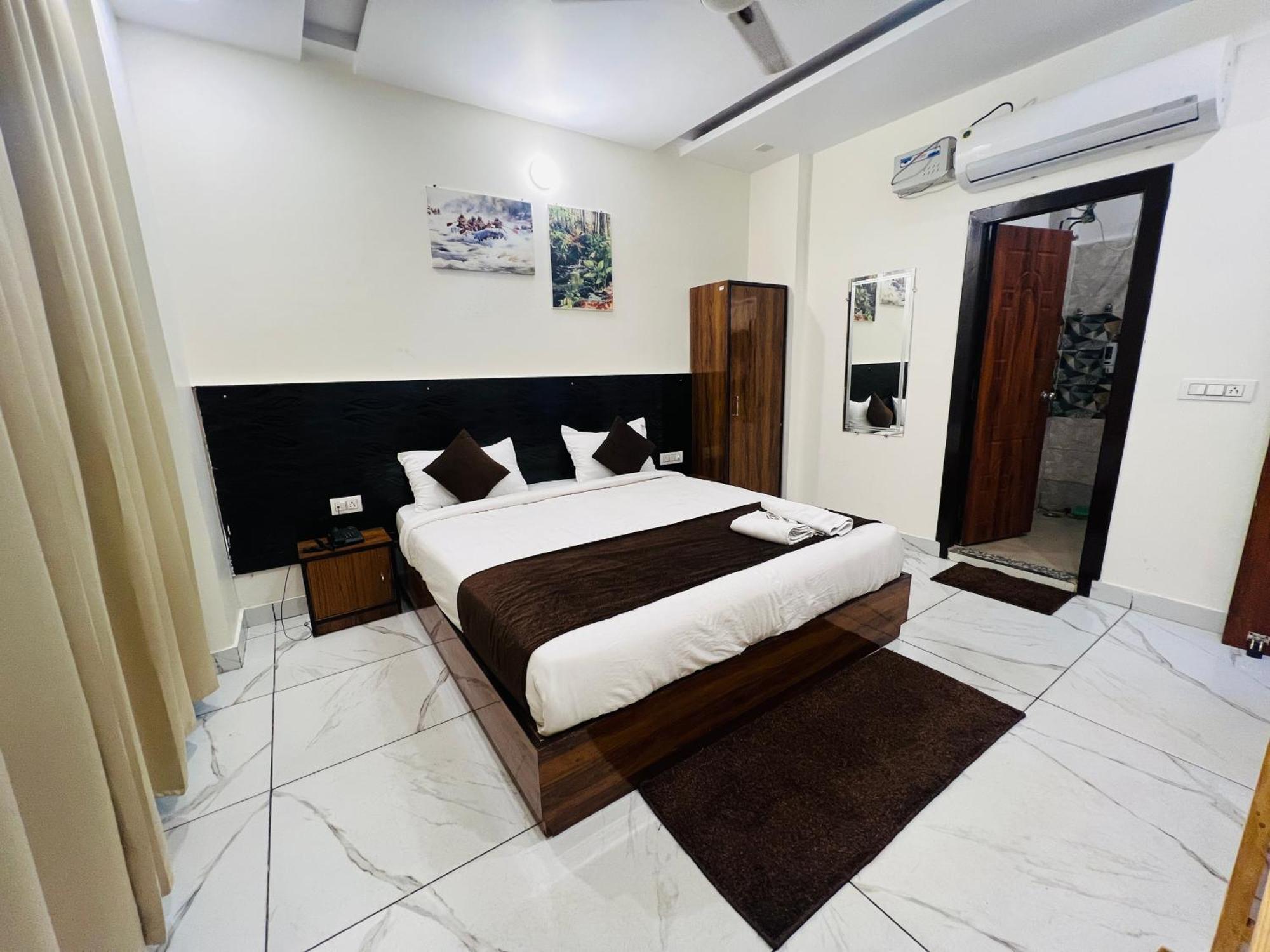 The Royal Galaxy Hotell Rishīkesh Eksteriør bilde